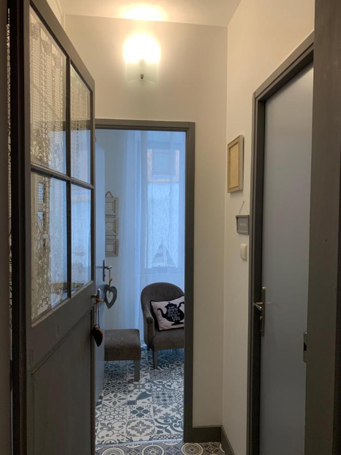 La Cour Pavee, T2 Lumineux, Cosy, Confort 55 M2 Saint-Leonard-de-Noblat Exterior photo